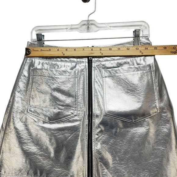 Tinseltown Metallic Silver Mini Skirt With Back Pockets Full Zip Closure Size M - Picture 7 of 9